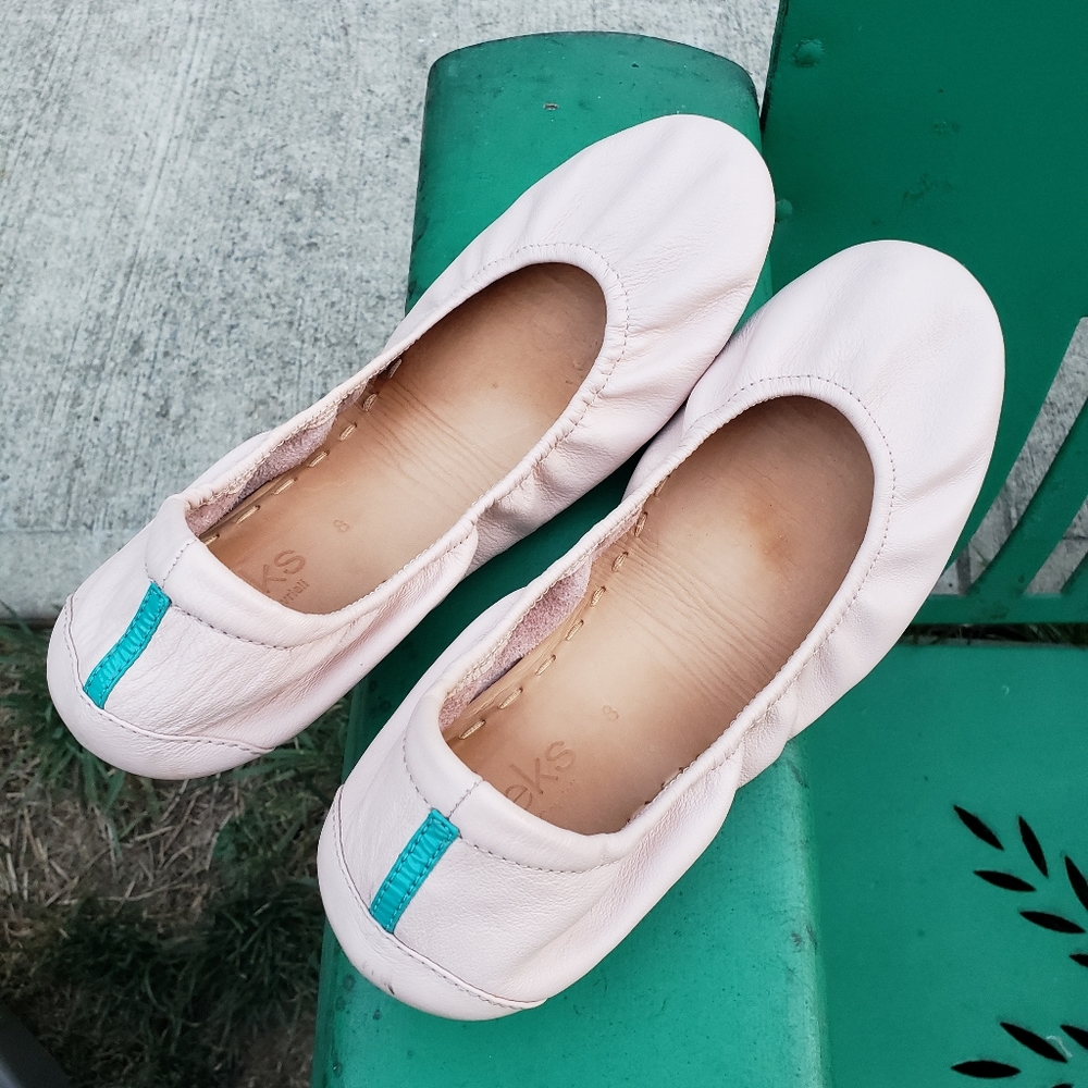 Pre owned tieks ,in great condition